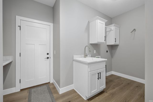 641 Sandringham Pass, Fort Wayne, IN 46845