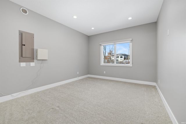 641 Sandringham Pass, Fort Wayne, IN 46845