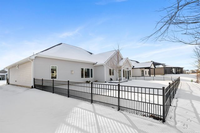 641 Sandringham Pass, Fort Wayne, IN 46845