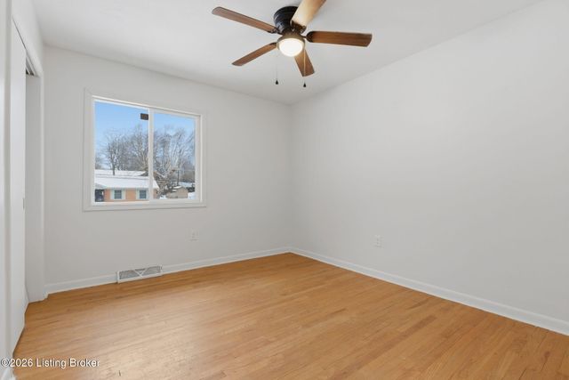 310 Edgewood Ave, Elizabethtown, KY 42701