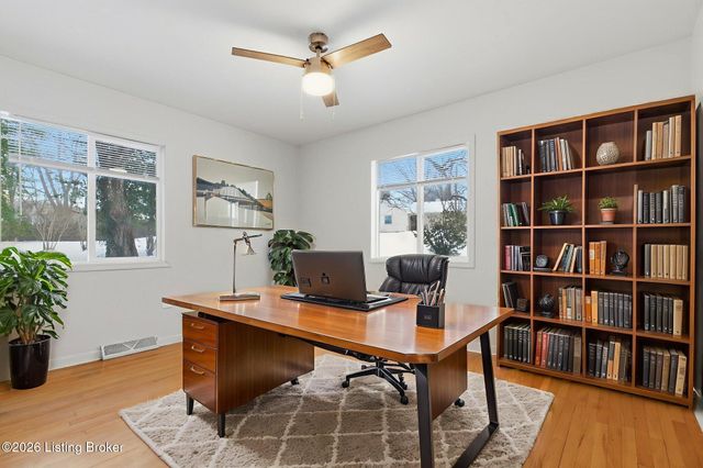 310 Edgewood Ave, Elizabethtown, KY 42701