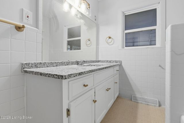 310 Edgewood Ave, Elizabethtown, KY 42701