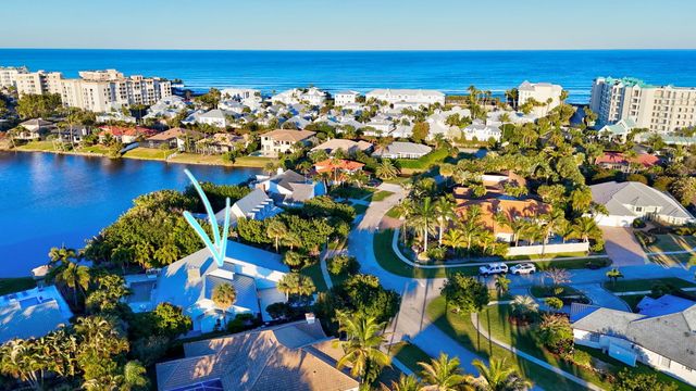 123 Olympus Way, Jupiter, FL 33477