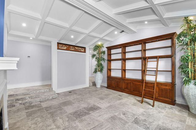 123 Olympus Way, Jupiter, FL 33477