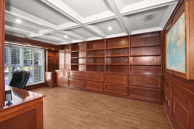 123 Olympus Way, Jupiter, FL 33477