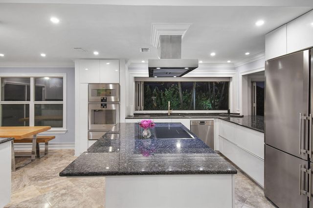 123 Olympus Way, Jupiter, FL 33477