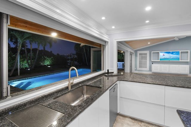 123 Olympus Way, Jupiter, FL 33477