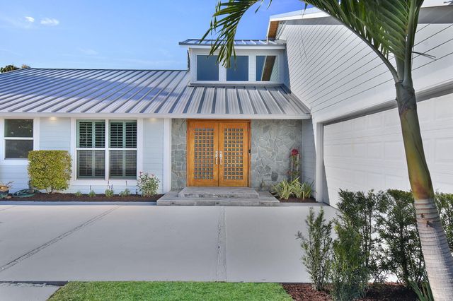 123 Olympus Way, Jupiter, FL 33477