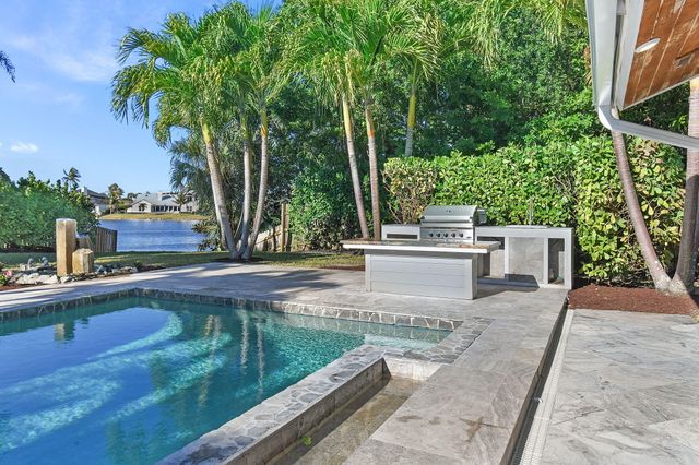 123 Olympus Way, Jupiter, FL 33477