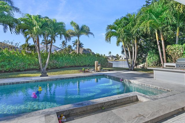 123 Olympus Way, Jupiter, FL 33477