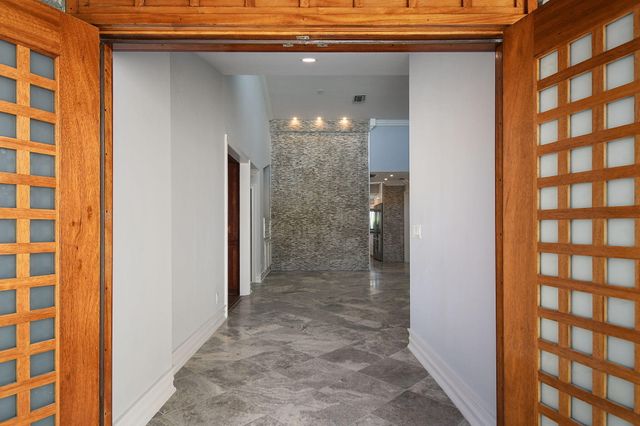 123 Olympus Way, Jupiter, FL 33477