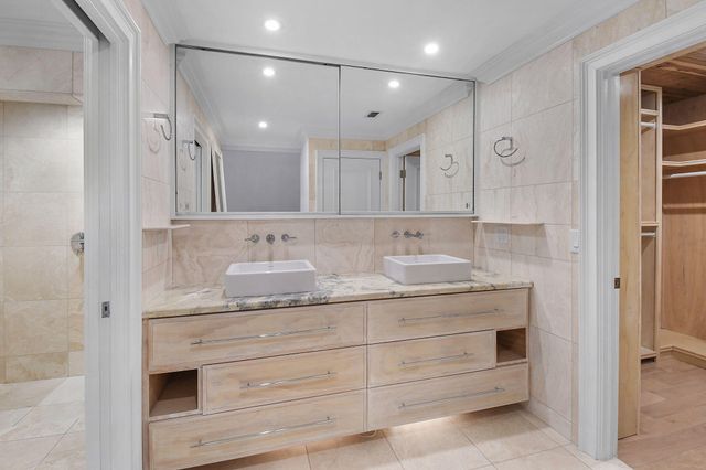 123 Olympus Way, Jupiter, FL 33477