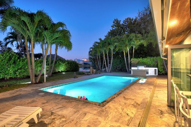 123 Olympus Way, Jupiter, FL 33477