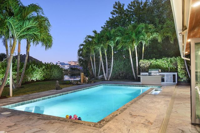 123 Olympus Way, Jupiter, FL 33477