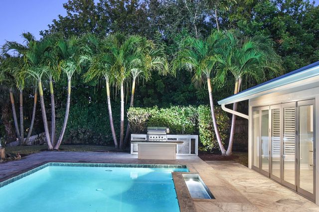 123 Olympus Way, Jupiter, FL 33477