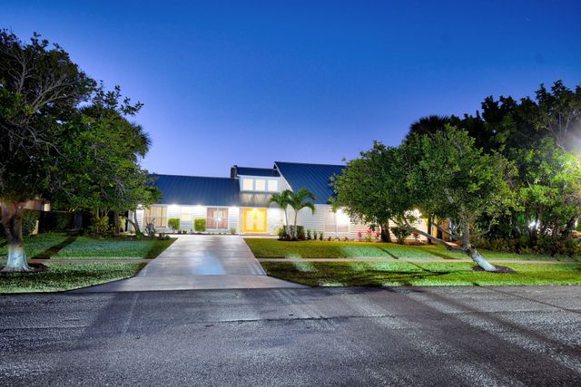 123 Olympus Way, Jupiter, FL 33477