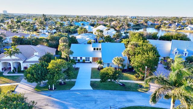 123 Olympus Way, Jupiter, FL 33477