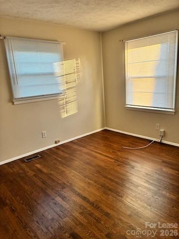 1040 Clanton Road, Charlotte, NC 28217