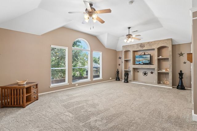 8204 Olympia Drive, Mckinney, TX 75072