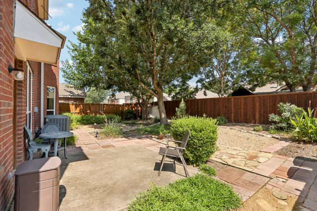 8204 Olympia Drive, Mckinney, TX 75072