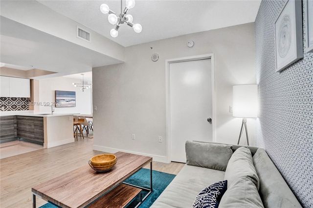 300 Sunny Isles Blvd 4-2104, Sunny Isles Beach, FL 33160