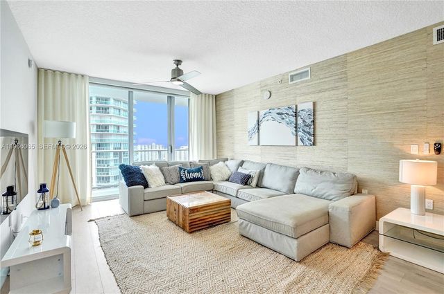 300 Sunny Isles Blvd 4-2104, Sunny Isles Beach, FL 33160