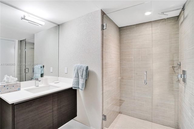 300 Sunny Isles Blvd 4-2104, Sunny Isles Beach, FL 33160