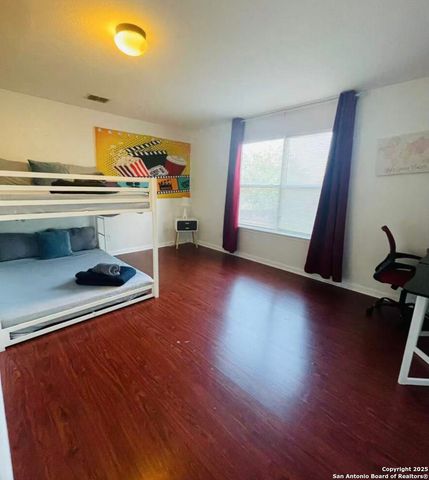 9850 Carswell Peak, San Antonio, TX 78245