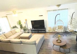 9850 Carswell Peak, San Antonio, TX 78245