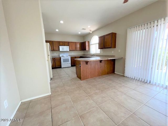 2417 S 90th Glen, Tolleson, AZ 85353