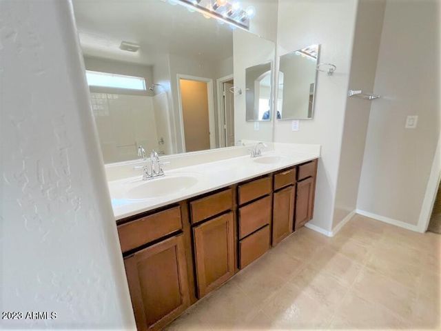 2417 S 90th Glen, Tolleson, AZ 85353