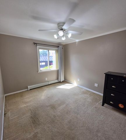 1968 Axtell Drive 1, Troy, MI 48084