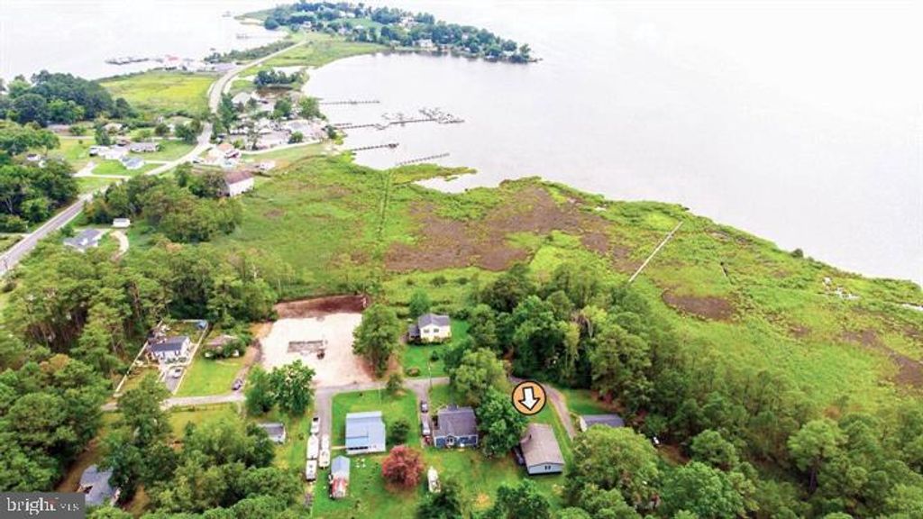 Image 29 of property listing at 4067 SONGBIRD LN, Broomes Island, MD 20615