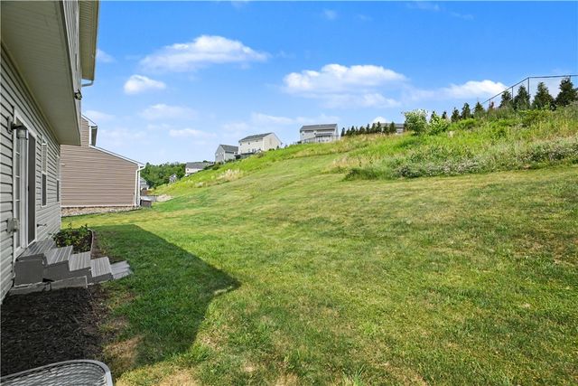 370 Greene Dr, Jefferson Hills, PA 15025