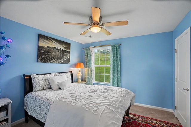370 Greene Dr, Jefferson Hills, PA 15025