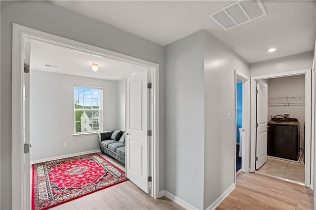 370 Greene Dr, Jefferson Hills, PA 15025