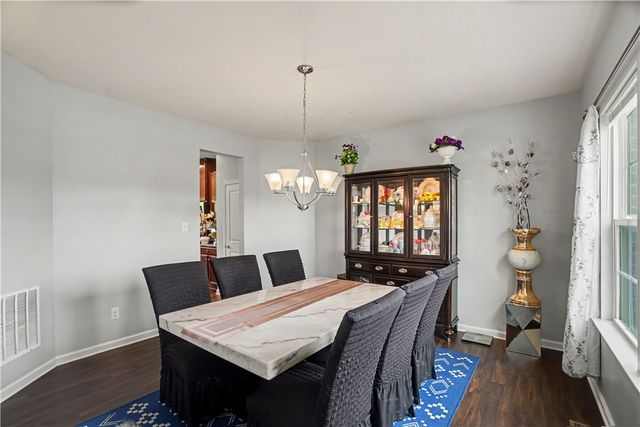 370 Greene Dr, Jefferson Hills, PA 15025