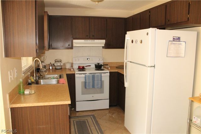 2616 SE 16th PL 1 - 2, Cape Coral, FL 33904