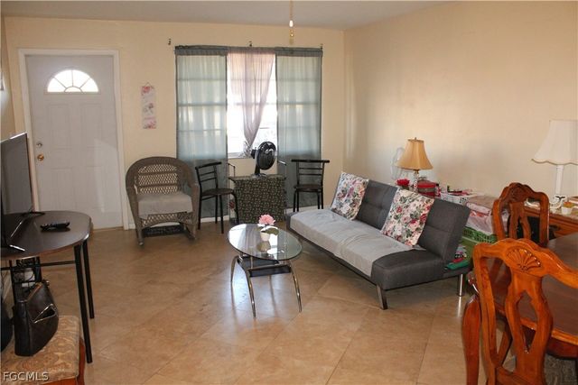 2616 SE 16th PL 1 - 2, Cape Coral, FL 33904