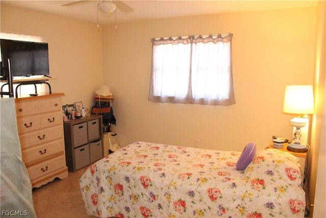 2616 SE 16th PL 1 - 2, Cape Coral, FL 33904