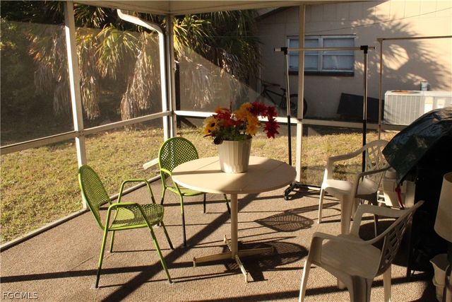 2616 SE 16th PL 1 - 2, Cape Coral, FL 33904