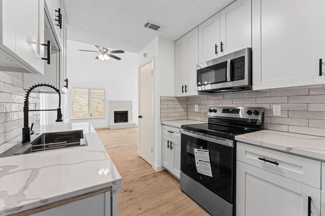 19226 Cypress Canyon Drive, Katy, TX 77449