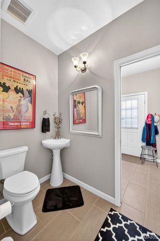 1839 Aston Way, Chesterfield, MO 63005