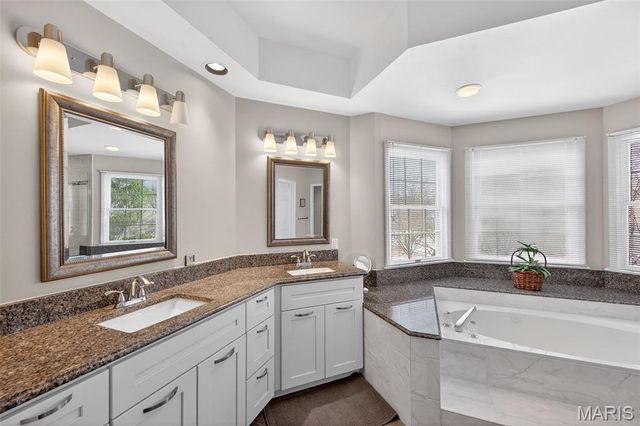 1839 Aston Way, Chesterfield, MO 63005