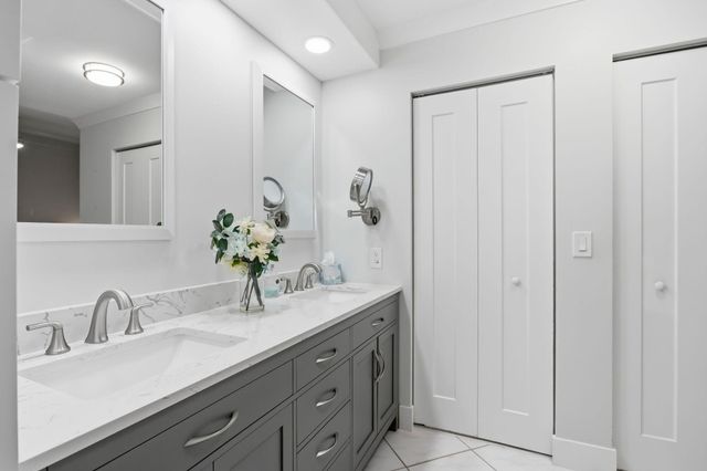 2390 NW 15TH Street NW, Delray Beach, FL 33445