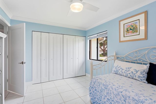 2390 NW 15TH Street NW, Delray Beach, FL 33445
