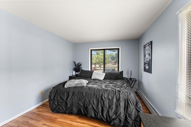 7330 York Avenue S 1111, Edina, MN 55435