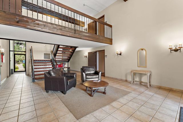 7330 York Avenue S 1111, Edina, MN 55435