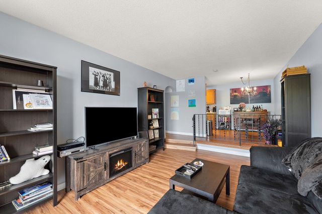 7330 York Avenue S 1111, Edina, MN 55435