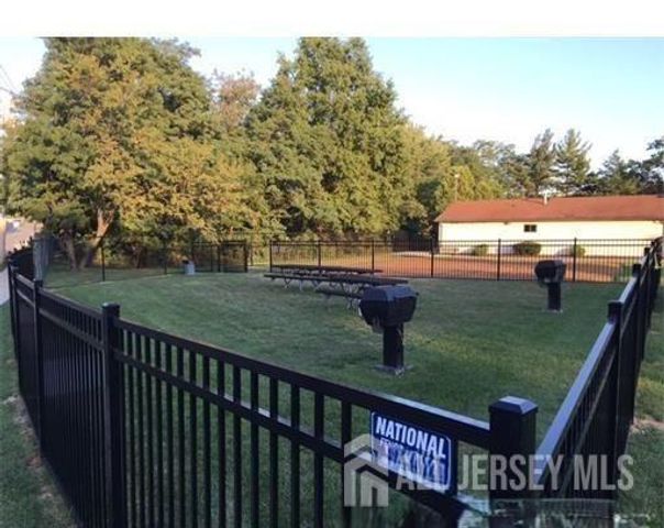 1307 cricket Lane, Woodbridge Proper, NJ 07095